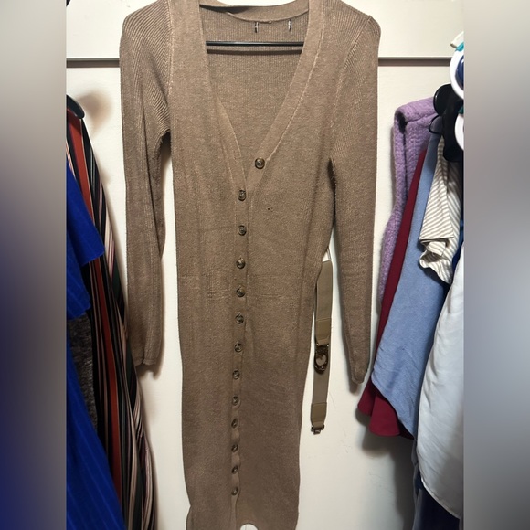 Guess Luis Belted Sweater Dress - Picture 3 of 5